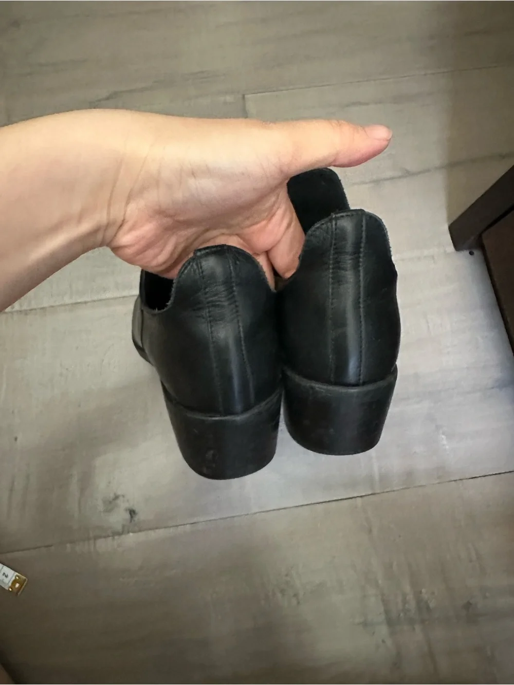 Pure Navy women’s leather bootie Size 5 (35) Black